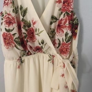 !!$5 sale!! Long beautiful floral dress